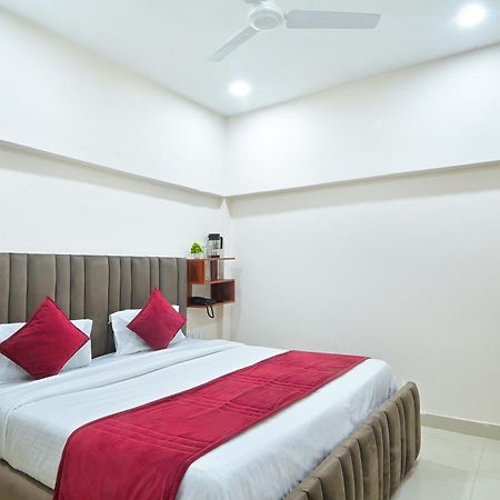 Chowdhry Tourist Lodge - New Delhi Railway Station - 2 Minutes Walk Esterno foto